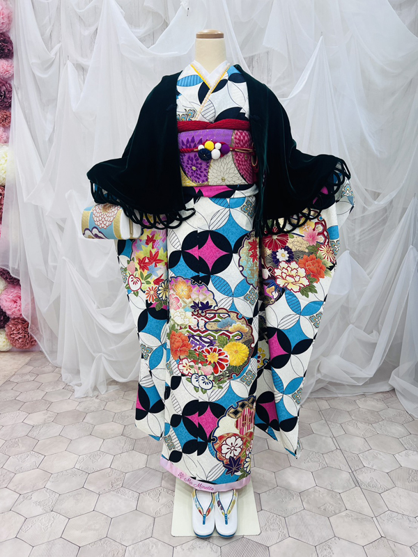 振袖レンタル　振袖　宇多津　アリエル　前撮り　撮影　古典　モダン　レンタル